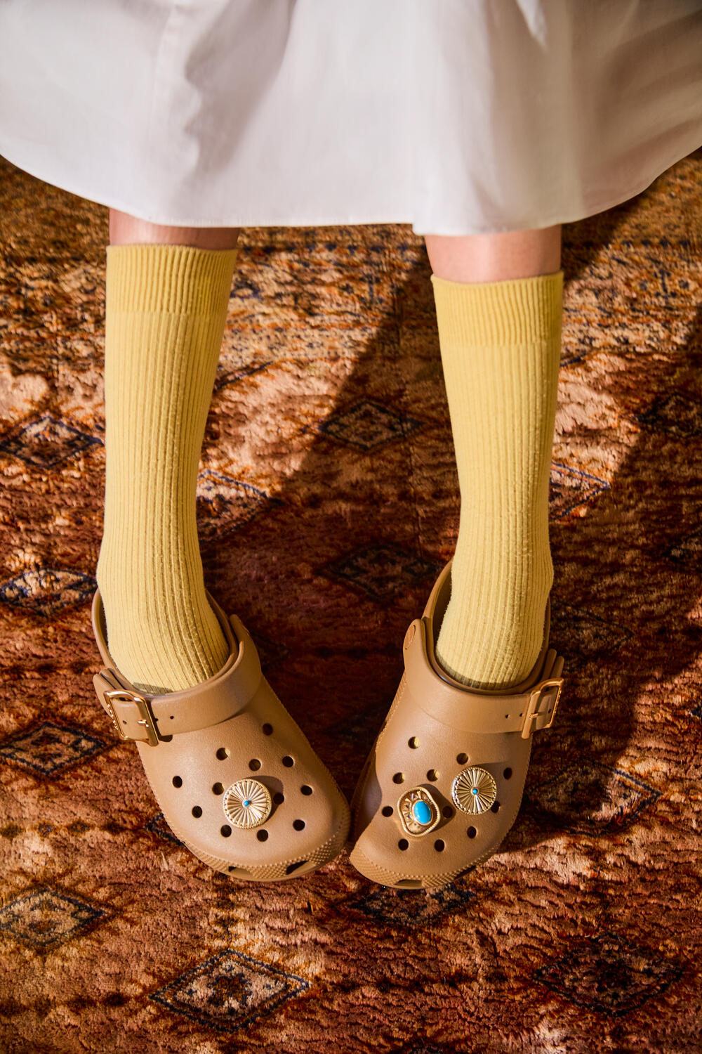 Classic Metallic Buckle clog - Sepia